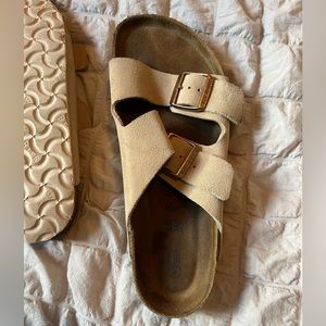 Cream Birkenstocks